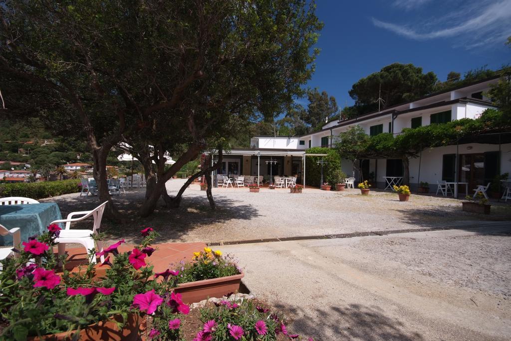 Hotel Dino Capoliveri Kültér fotó