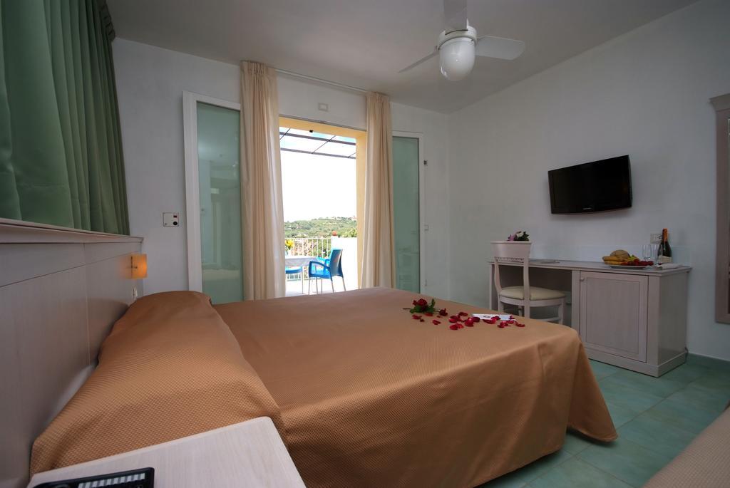 Hotel Dino Capoliveri Kültér fotó